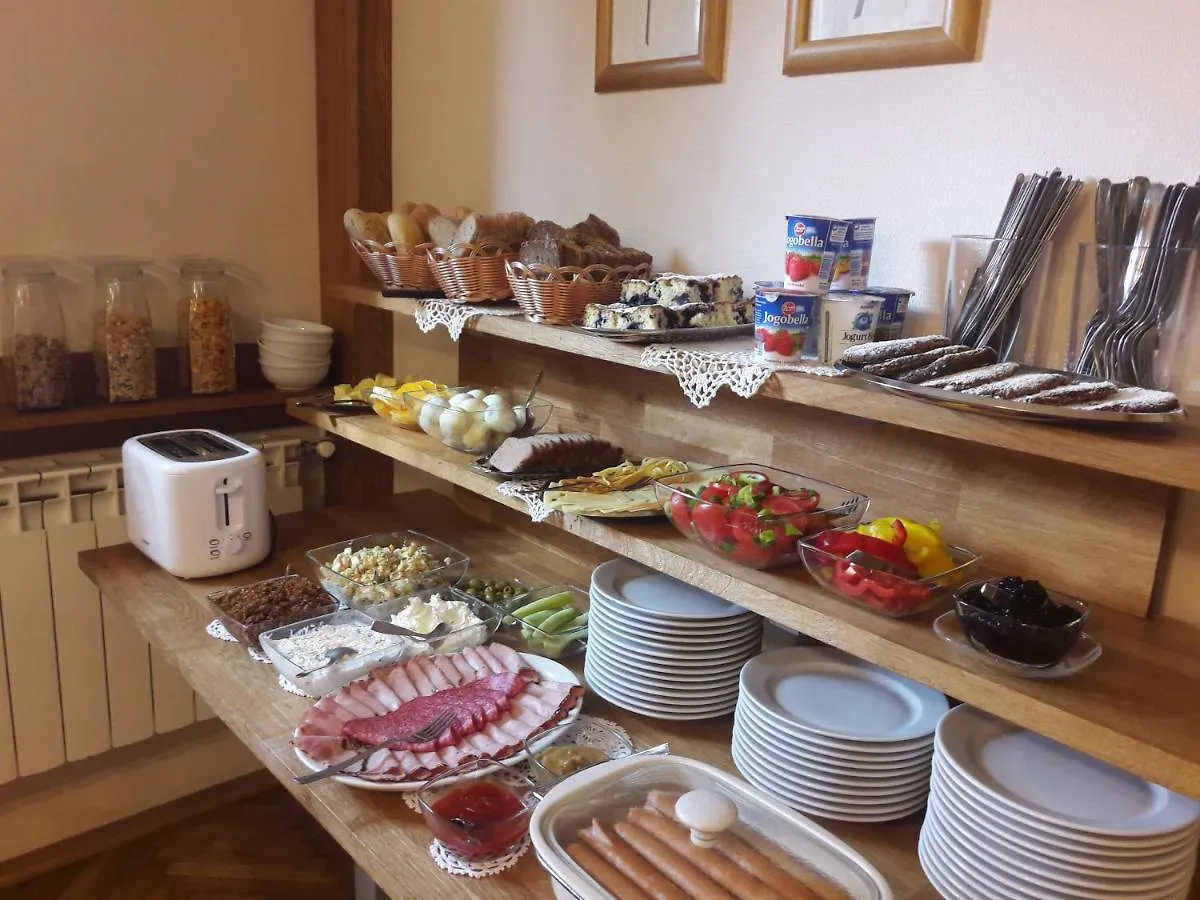 Willa Iskra Zakopane Bed & Breakfast